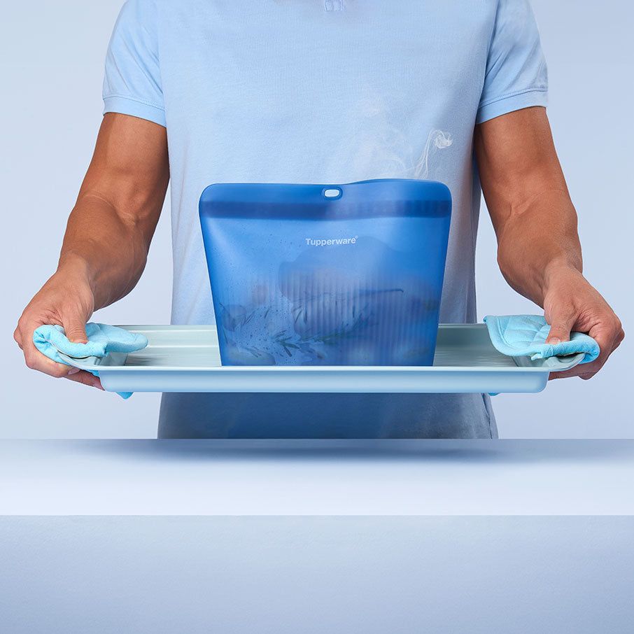 Tupperware Ultimate Silicone Stand-up Bag Large Blue | 960QBCKFW