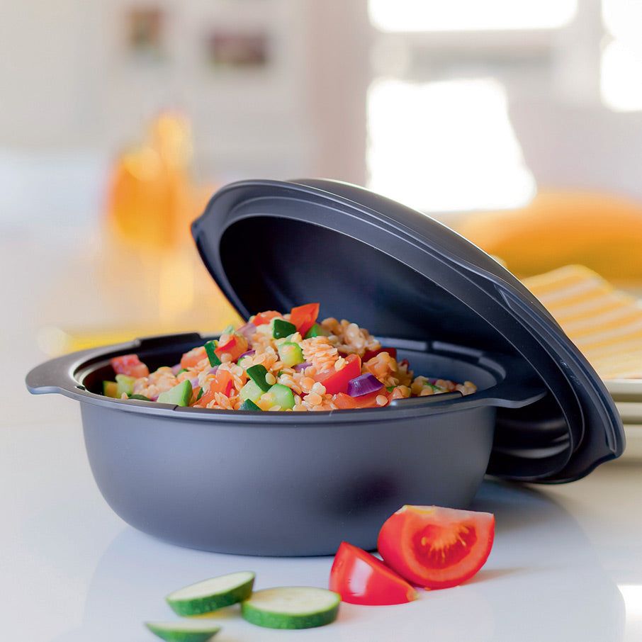 Tupperware Ultrapro 1.6-qt./1.5 L Round Pan With Cover | 567HWQLAY